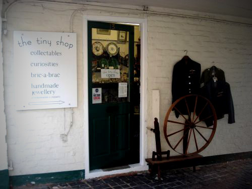 tiny shop entrance